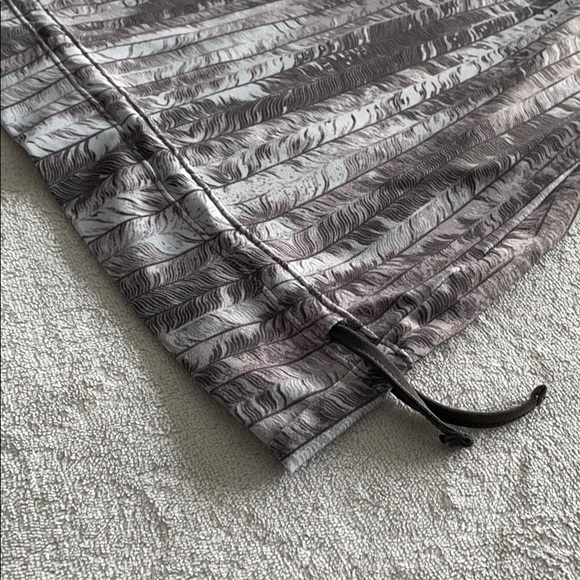 Aspire Razorback workout tank - Picture 4 of 7